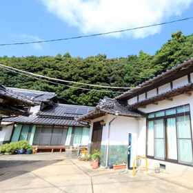 Hotel Exterior1Akarui Nouson,松浦市飯店