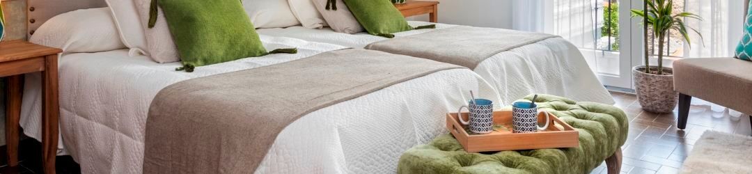 Others House with pool & parking Albaicín. San Nicolas