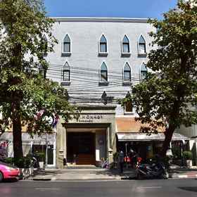 Hotel Exterior 1 MAD Monkey Hostel Bangkok @ Rambuttri Village Khaosan Area, T-Square (Tang Hua Seng) Department Store Thonburi Hotels