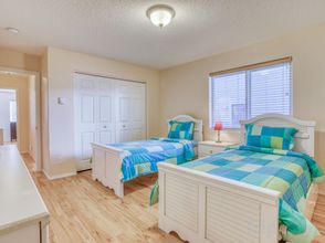 Khác 4 Ocean View and Modern Comforts - Stunning Nye Beach Retreat