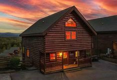 Others 2 Spectacular Views and Inviting Hot Tub - Majestic Mountain Retreat