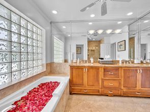 Others 4 Heated Pool and Dock Access - Luxurious Waterfront Haven