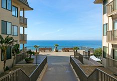 Khác 3 Spectacular Ocean Views and Coastal Charm - Inviting Beachfront Retreat