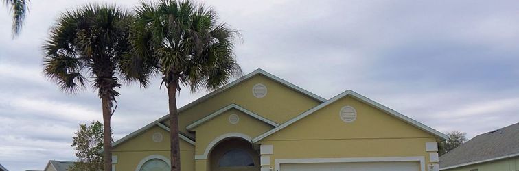 Others Private Pool and Games Room for Entertainment - Stunning Family Retreat