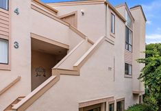 Others 2 Beach Access and Two Pools - Stunning Coastal Retreat