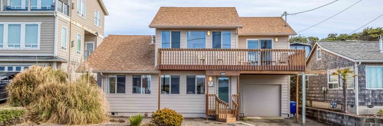 Others Ocean View Deck and Inviting Kitchen - Stunning Coastal Retreat
