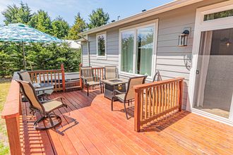 Others 4 Spacious Deck and Hot Tub - Gorgeous Beach Haven