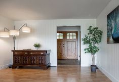 其他 3 Water Views and Open Floor Plan - Charming Retreat