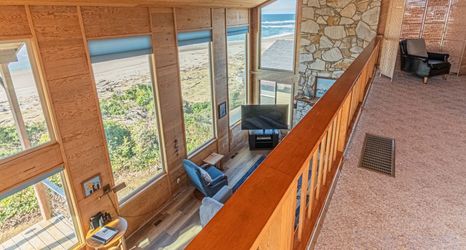 Khác 2 Spacious Deck and Cozy Living Area - Stunning Oceanfront Escape