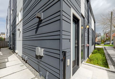 Others Rooftop Oasis with Fire Pit and City Views - Stylish Coastal Retreat