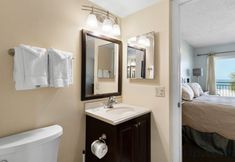 기타 6 Oceanfront Balcony and Dolphin Watching - Charming Coastal Retreat