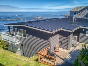 Others 4 Ocean View Deck and Hot Tub - Stunning Coastal Sanctuary