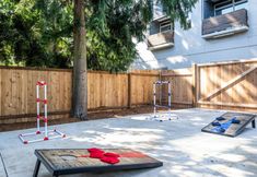 Others 5 Charming Retreat with Hot Tub and Game Room - Inviting Oasis