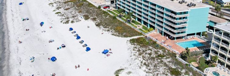 その他 Gulf Front Views and Heated Beachfront Pool - Inviting Coastal Haven