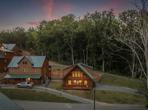 Others 4 The 3 Bears is a Newly Built 3 Bedroom Cabin