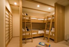 Others 7 Tsubaki Tsubaki