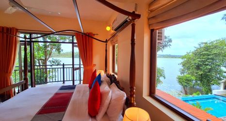 อื่นๆ 2 Myh - Lake Front Pvt Villa with Staff and Includes Free Breakfast of Your Choice