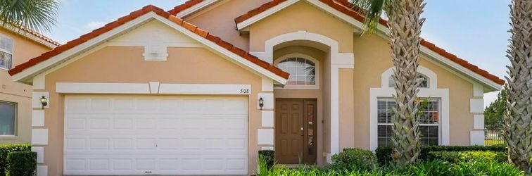 Others Private Pool and Spa with Entertainment Areas - Elegant and Stylish Oasis