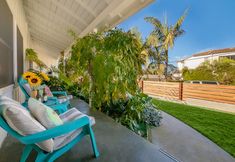 Others 3 Private Entrance and Back Patio Retreat - Charming Beach Cottage