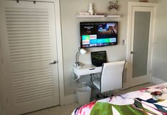 อื่นๆ 7 Secluded Beach Haven with Private Pool & Nightlife Access