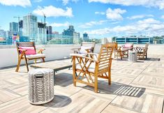 Others 7 Stunning City Views and Rooftop Patio - Inviting Downtown Escape