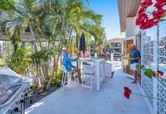 其他 3 Waterfront Tranquility and Heated Pool - Serene Midcentury Retreat