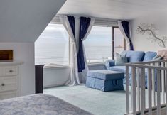 其他 6 Stunning Ocean Views and Cozy Gathering Spaces - Charming Coastal Haven