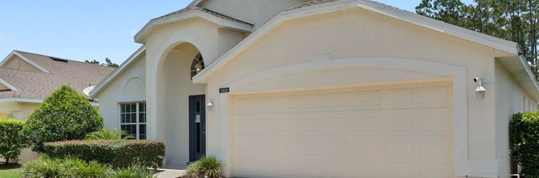 Others Private Pool and Games Room - Spacious Family Retreat