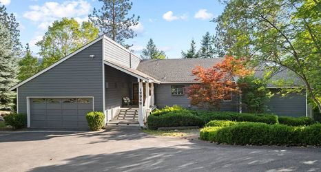 其他 2 Hot Tub, Private Dock and Deck Oasis - Stunning Lakefront Retreat