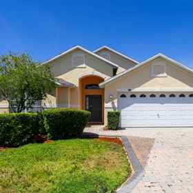 Hotel Exterior 1 Private Pool and Spa with Games Room - Exquisite Family Retreat, キャラベイ パームス ヴィラ ホテル