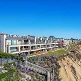 Logo1Oceanfront Luxury Retreat with Swimming Pools and Tennis Courts - Charming Coastal Escape,圣地牙哥县飯店