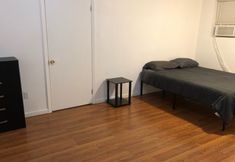 其他 3 Large Apartment Sleeps up to 8 People with Direct NYC Manhattan Train Only 5 Minute Walk Away