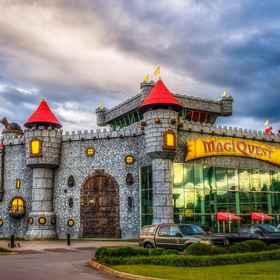 Logo 1 Bear Hugs Cabin, Pigeon Forge 호텔