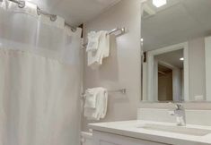 Others 7 Modern Amenities Haven - Elevator, Gym, Pool, Wifi, Balcony