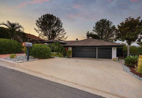 Others Scenic-View Hot Tub and Game Room - Charming Family Retreat