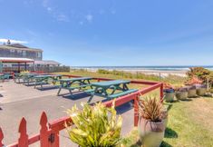 Others 3 Enchanting Lake Views and Cozy Fire Pit - Charming Coastal Retreat