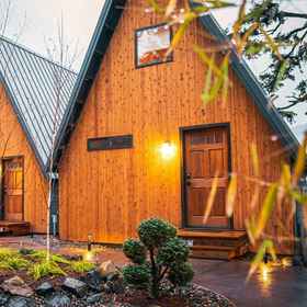 Hotel Exterior 1 ArtBliss Hotel：リバービュー、ファイヤーピット、16名宿泊可能, ワシントン州 ホテル