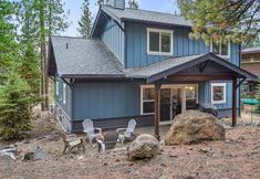 Lain-lain 3 Luxurious Kitchen and Game Room with Tranquil Outdoor Space - Stunning Retreat