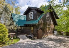 其他 2 Falling Leaf Hideaway – Alpine Mountain Village Cabin with Hot Tub, Theater, Game Room, Pools!