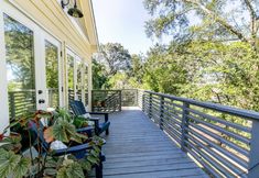 Khác 4 Skyline Views and Treetop Serenity - Stylish Custom Retreat