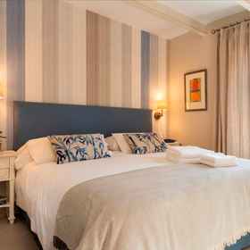 Logo 1 Great Apartment in Traditional House near Alhambra. San Ignacio I, โรงแรม & ที่พัก Polopos