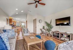 Others 7 Cozy Retreat - Fireplace, Kitchen, Beach Access, Games