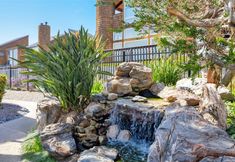 其他 2 Heated Swimming Pool and Tennis Courts - Inviting Coastal Retreat