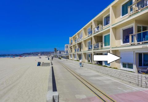 Others Oceanfront Patio and BBQ Access - Stunning Beachfront Retreat