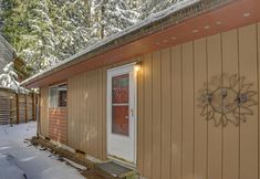 其他 2 Enchanting Hot Tub and Fenced Yard - Inviting Forest Retreat