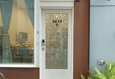 Others 3 Stylish Studio with High-End Features and City Access - Modern Oasis