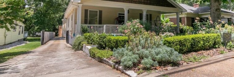 Khác Skyline Views and Treetop Serenity - Stylish Custom Retreat