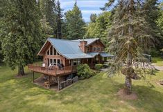 Others 5 Picturesque Retreat with Game Room and Hot Tub - Cozy Escape