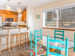 Others 4 Hot Tub and Stunning Ocean Views - Beautiful Coastal Getaway