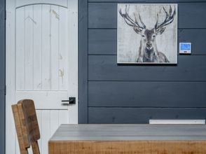 Others 4 Private Indoor Pool and Game Room Escape - Charming Retreat